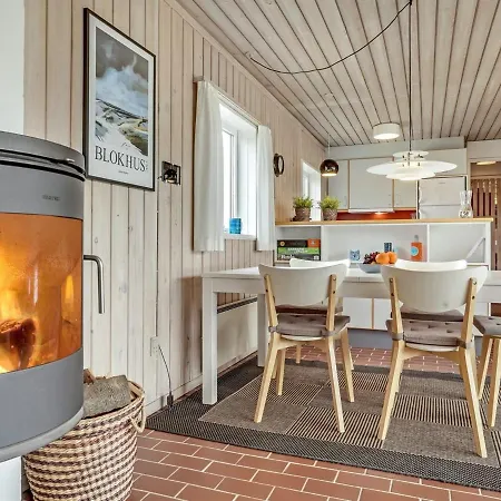 Emiljan - 400m From The Sea In Nw Jutland By Interhome Appartement